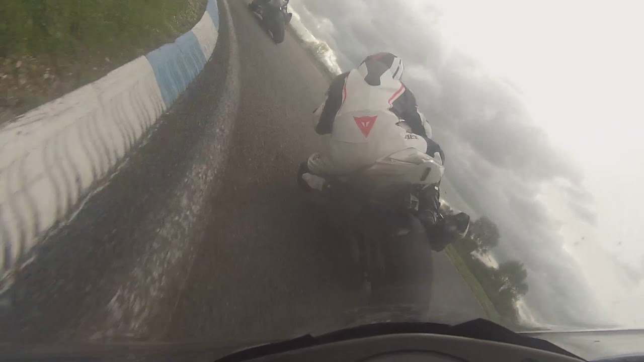 zx6r thomas filmé par max cbr600 ultimate cup 2018 Carole