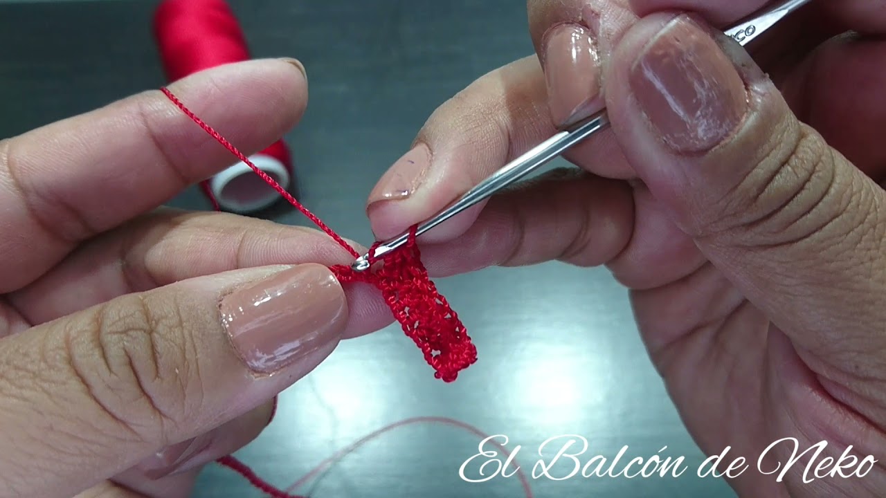 Pulseras decenarios tejidas con gancho e hilo nylon.