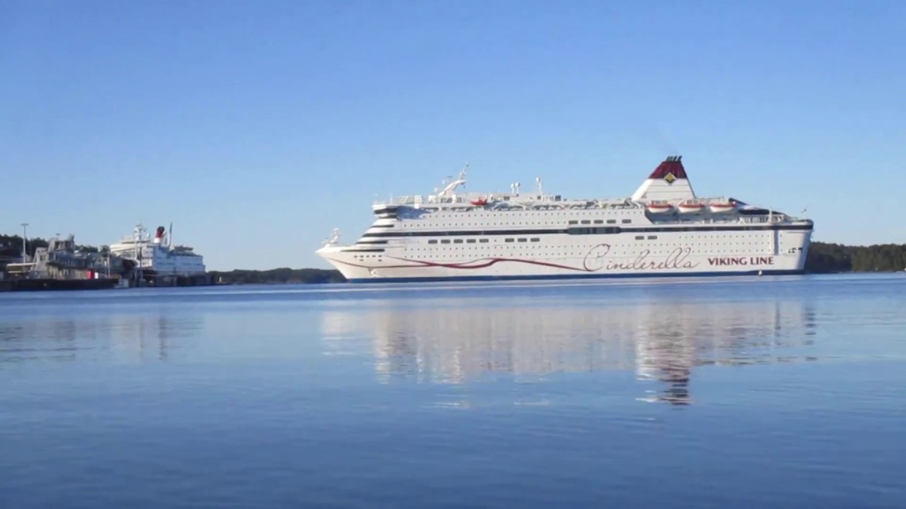 Mariehamn morning timelapse (Rosella, Birka, and Viking Cinderella)