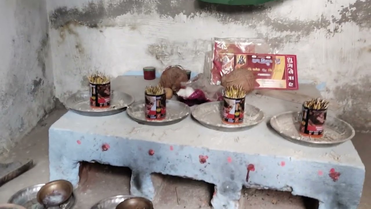 કોણે દર સાઇડ ઉપર કલર નું લેવલ નું કામ ચાલુ