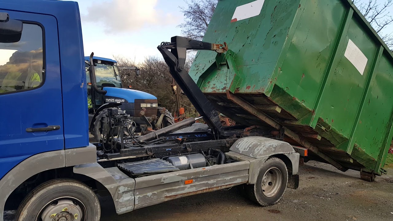 Mercedes hl5 Hookloader demonstration