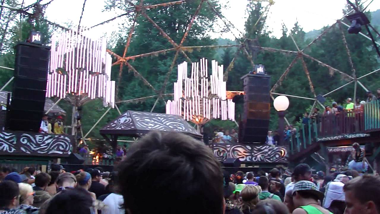 Wakcutt in the villlage - Shambhala 2011 Live - HD