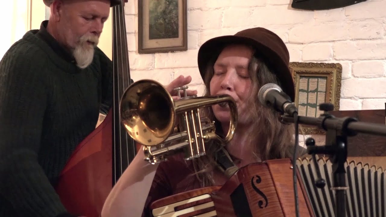 Whiskey Moon Face - Distant Song