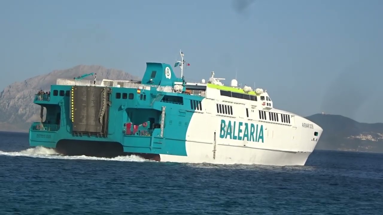 ⛴️ Ferry de BALEARIA saliendo del PUERTO de TARIFA