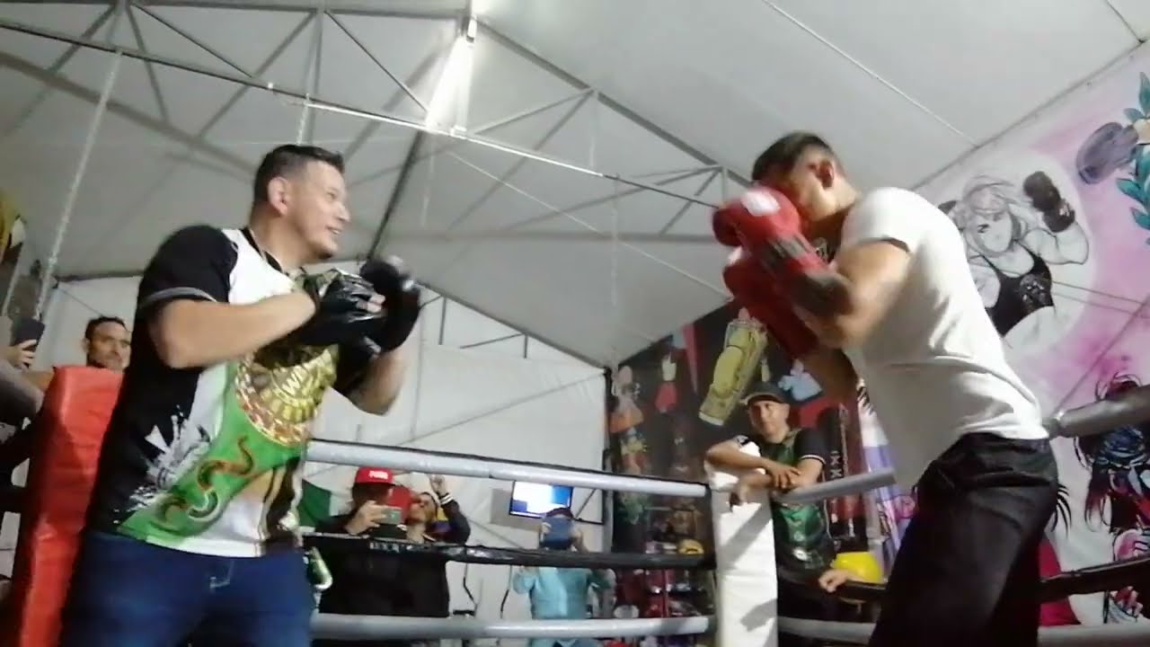Curso de boxeo inteligente.🥊 con Edgar Garc&iacute;a en terraza club de boxeo  Morelia Michoac&aacute;n