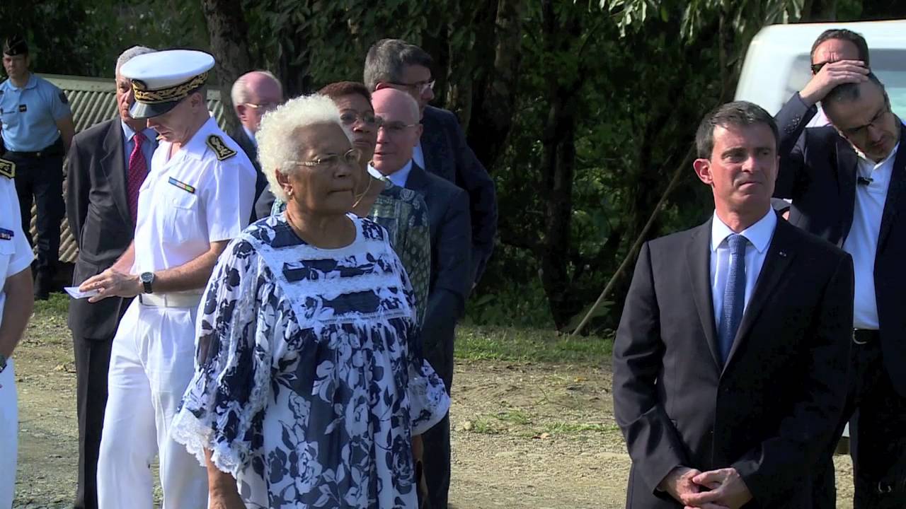 L'hommage de Valls à Tjibaou
