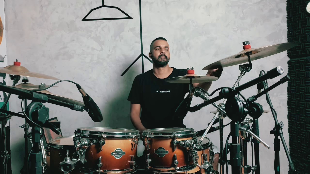 Rihanna-Rude Boy (Drum Cover) Paulo Castro