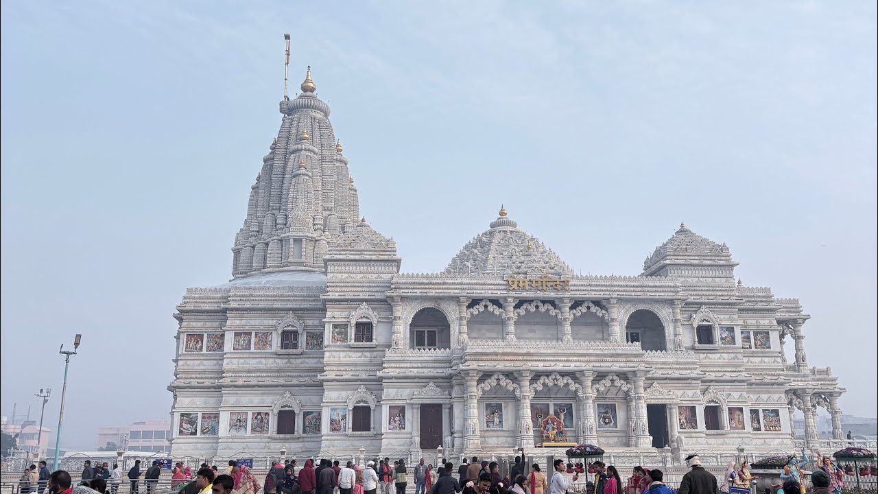 Finally virdhaban re Hela premanad maharaj Ra darshan  Radhe Radhe premmandir Banke Bihari iskon 🙏🏻