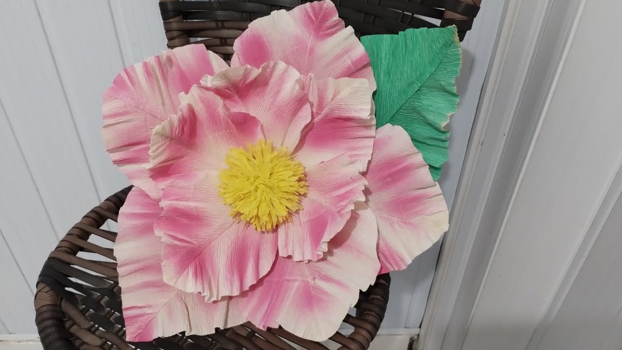 Aula - 440 Flor gigante em papel crepom Italiano!!!