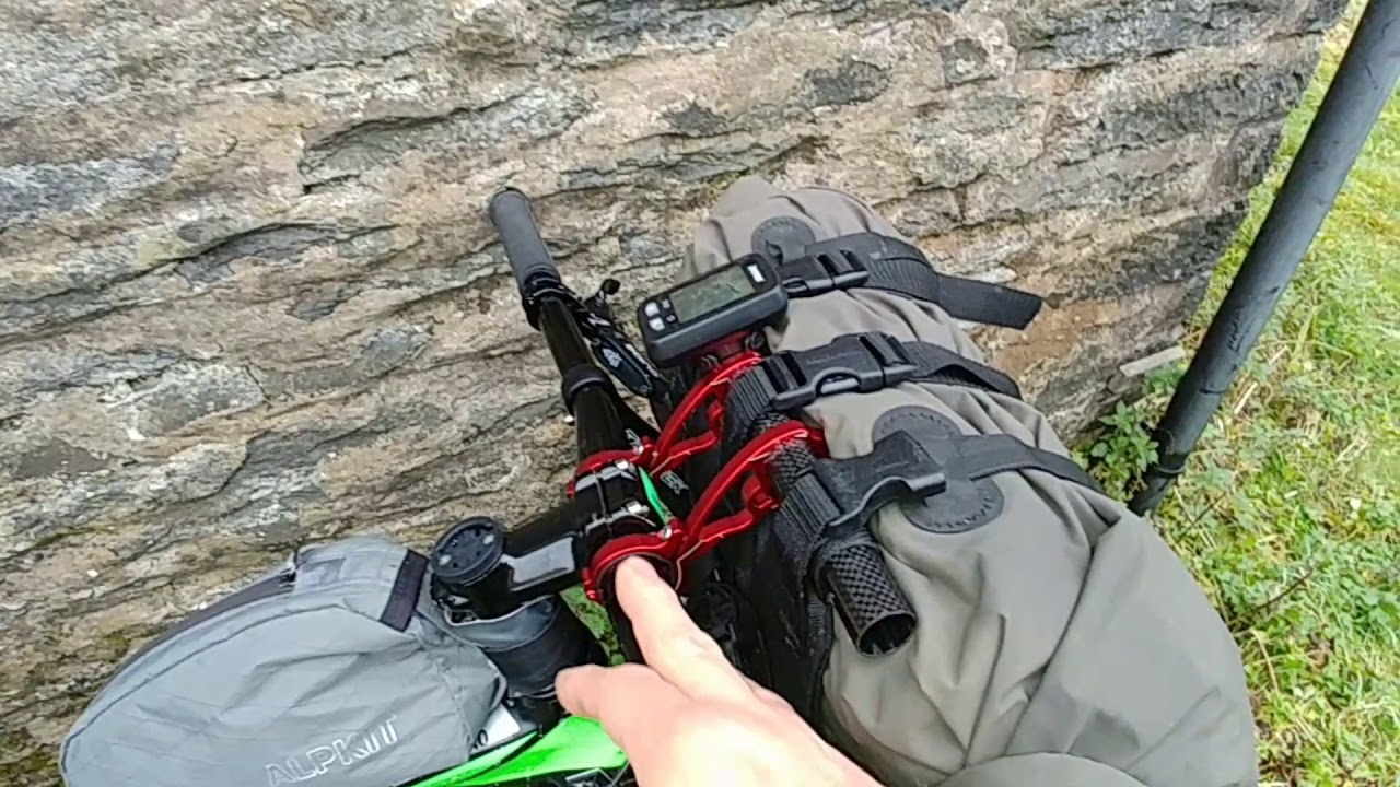 Bikepacking set up cargo cage and zefal bottle mounts