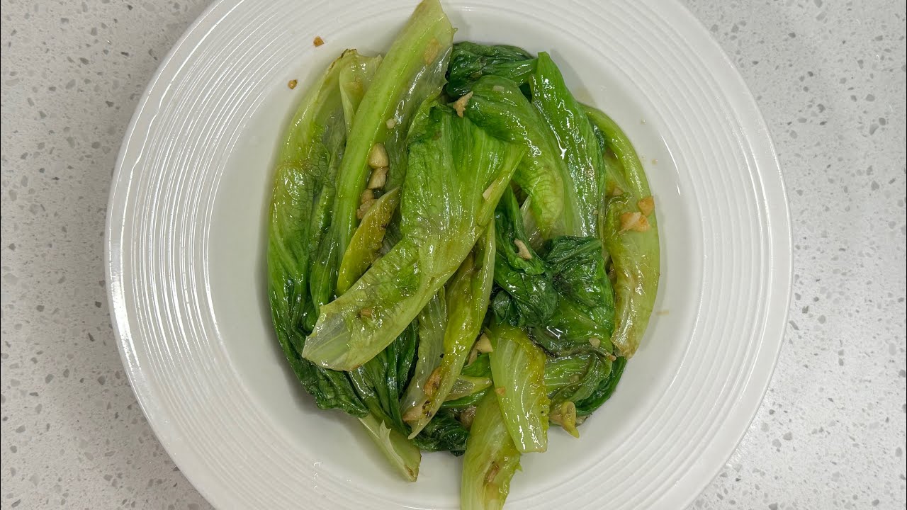 Garlic Lettuce — Simple, Fresh, and Irresistibly Fragrant｜蒜香生菜——清爽脆嫩，一口就上瘾