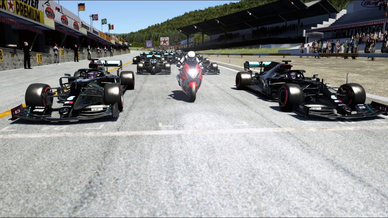 Suzuki Hayabusa 2022 vs Mercedes-AMG F1 W11 EQ Performance 2020 at Old SPA