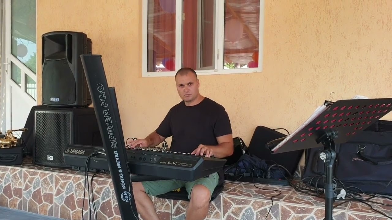 joacă cu YAMAHA SX 700