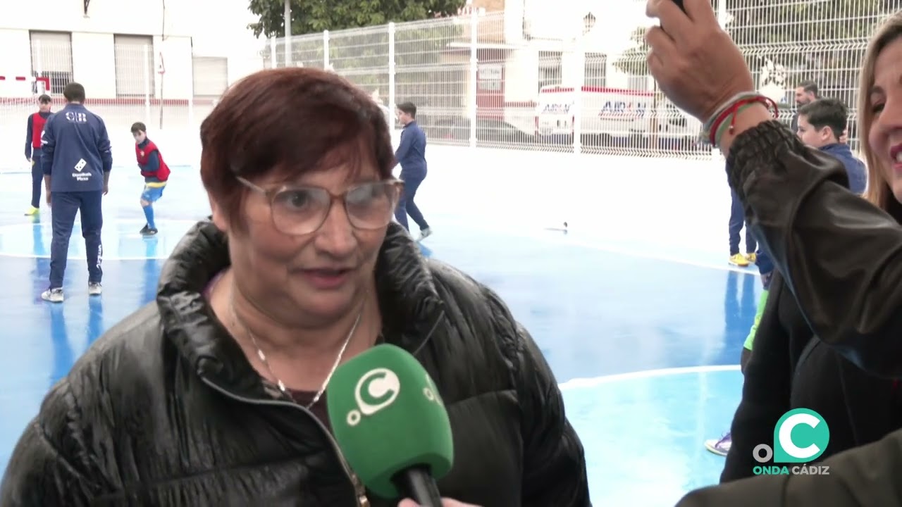 La Viña ya disfruta de la nueva pista deportiva (14-03-26)