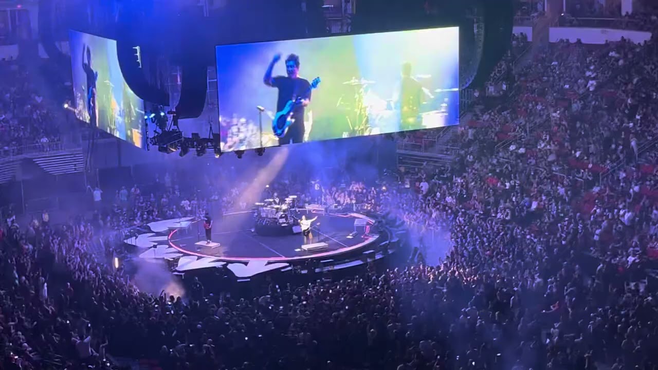 Pierce the Veil-King for a day Fresno CA Save Mart Center