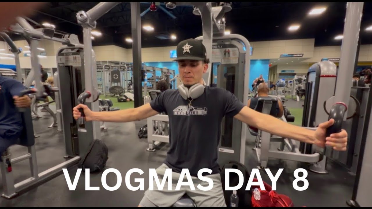 VLOGMAS DAY 8: GYM/GROCERY SHOPPING