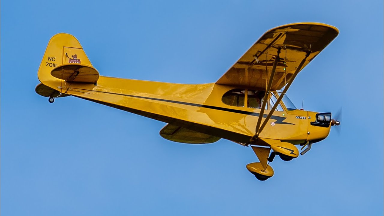 2 Hangar 9 10cc J3 Cub ARFs Formation Flying | Saito FG-11s