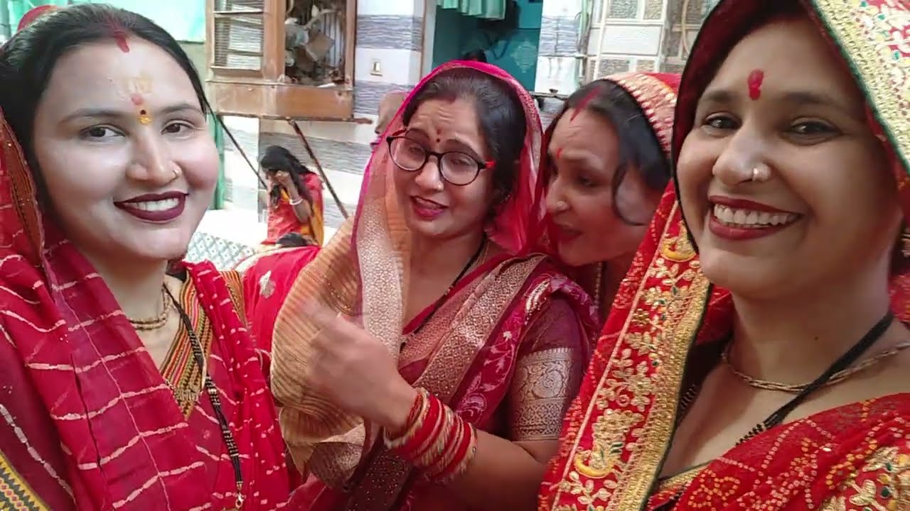 इस ब्लॉग में 😜हंसते हंसते 😅पेट दुख गया😛 मुंह थक गया आपको जरुर देखना चाहिए यह ब्लॉग