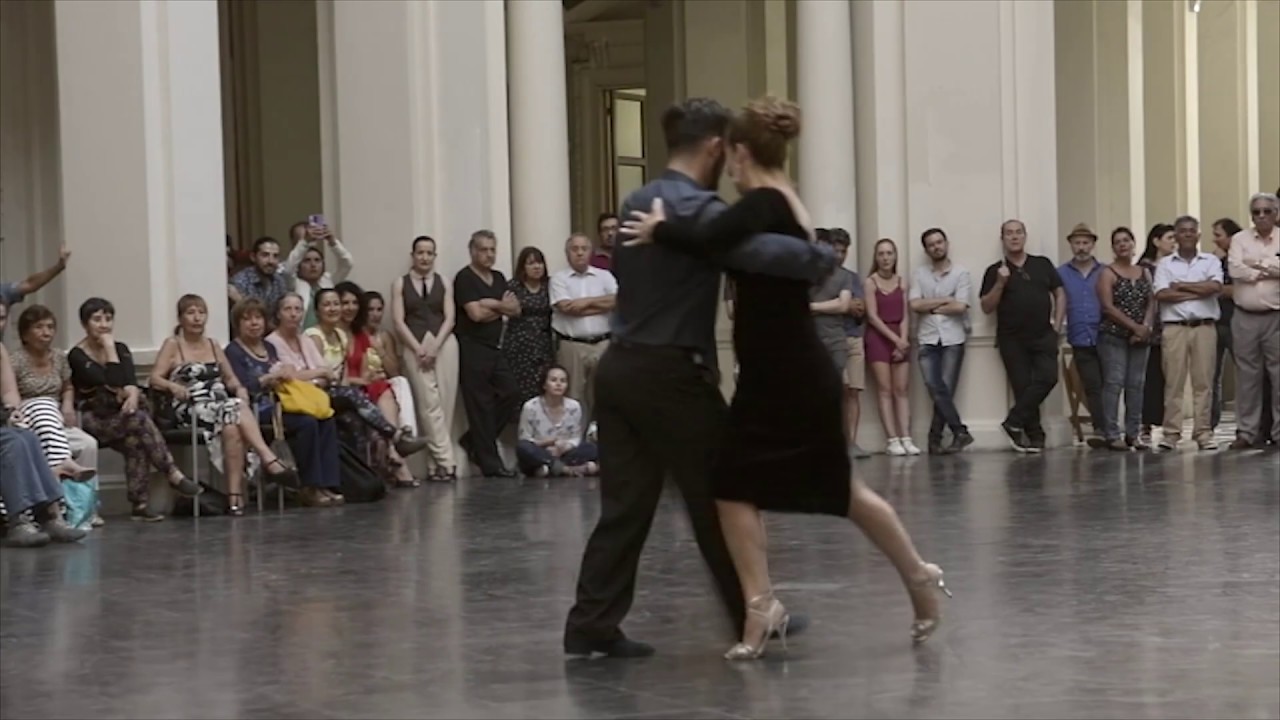 La flor de Montserrat  - Lucas & Karina - Milonga Callejera en MAC
