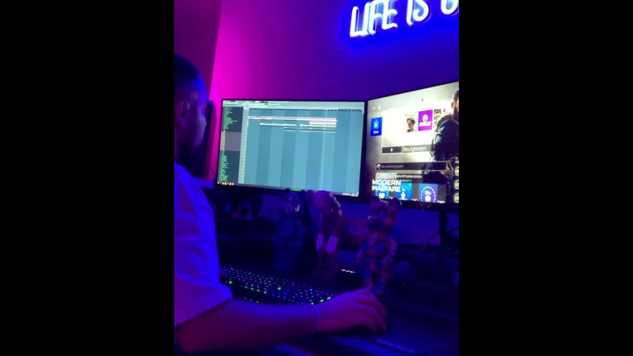 OZ shows the screen while making a fire beat in FL Studio 🔥🎹