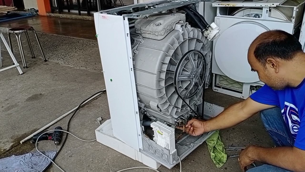 ซ่อมเครื่องซักผ้าฝาหน้า Electrolux  EWF-107411  ถอดถัง เปลี่ยนลูกปืน