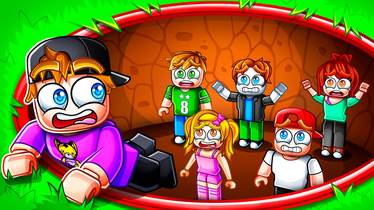ROBLOX 100 PLAYERS HOLE SURVIVE!