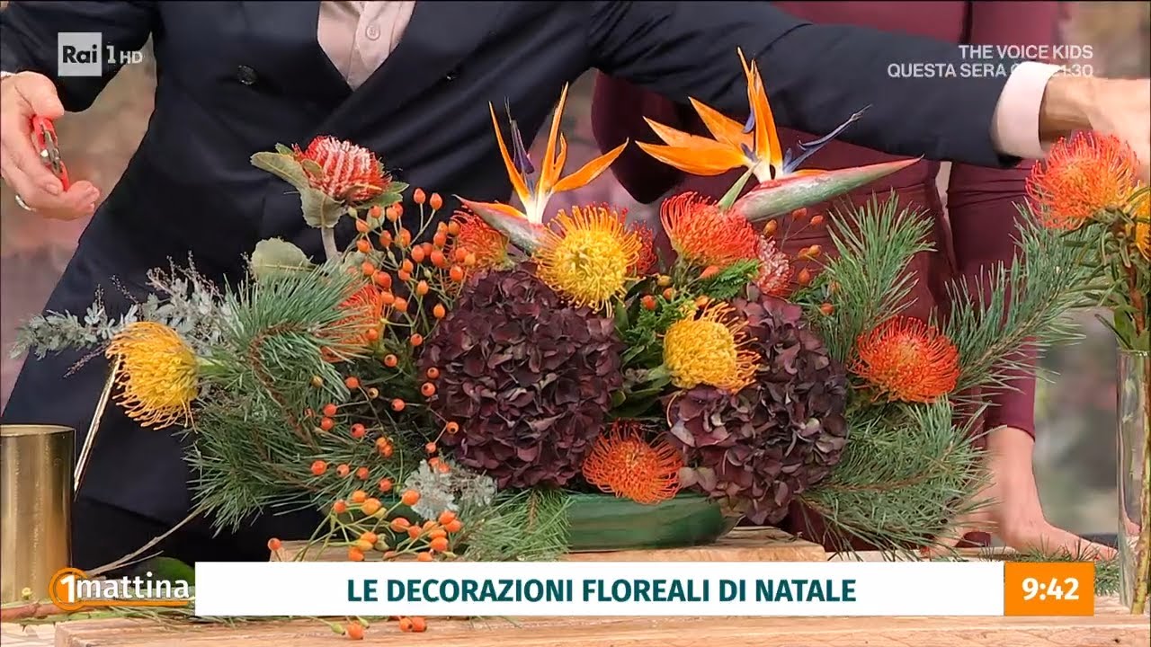Decorazioni floreali di Natale - Unomattina - 01/12/2023