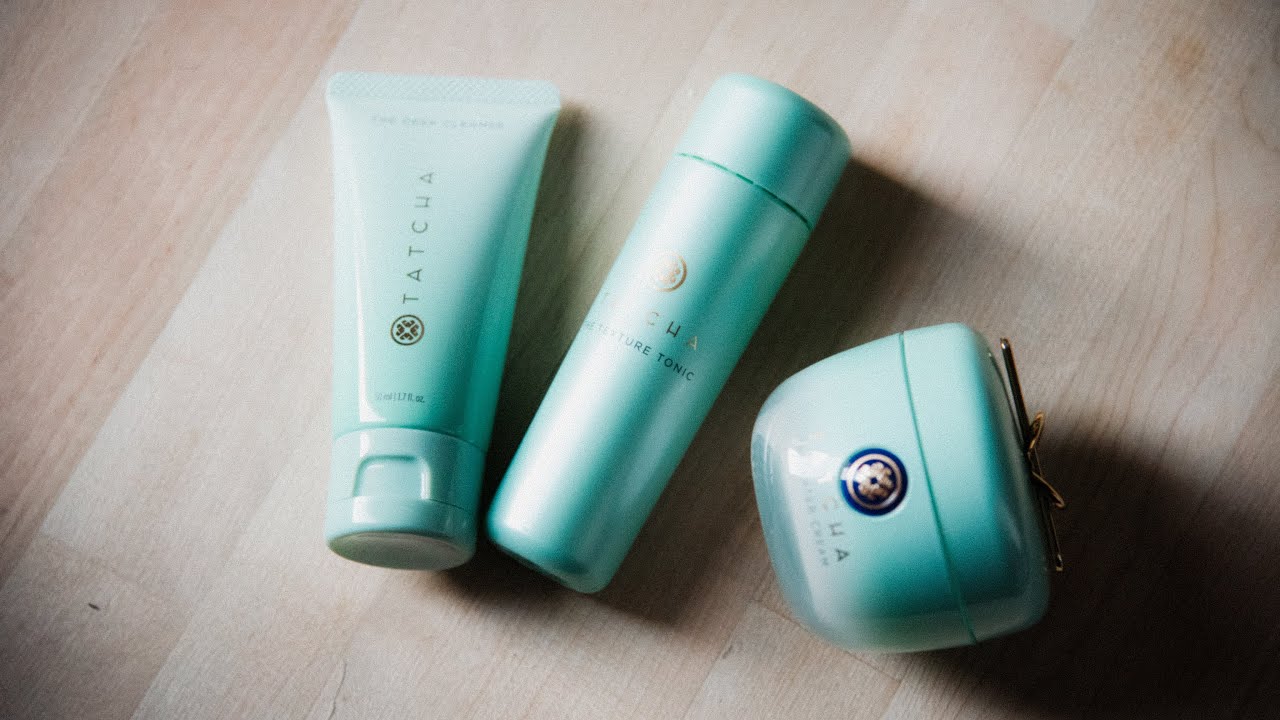 🎧💙 ASMR tatcha unboxing ( 1 / 3 )