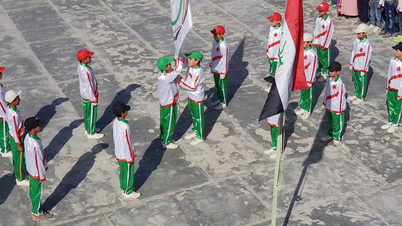 تسليم الرايه من تلاميذ الصف السادس الابتدائي إلى تلاميذ الصف الخامس 25/4/2019مدرسة الصحابة للبنين