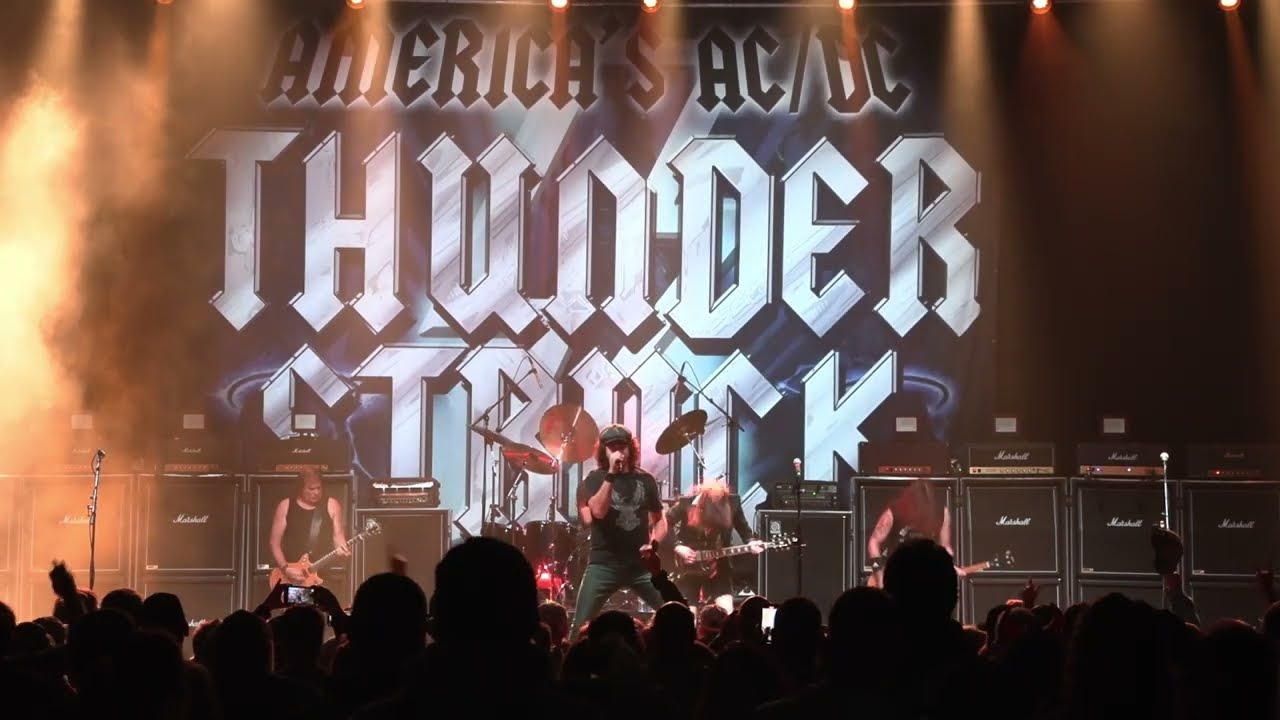 Thunderstruck: America's AC/DC Tribute - Shoot To Thrill (Live from Oshkosh Arena)