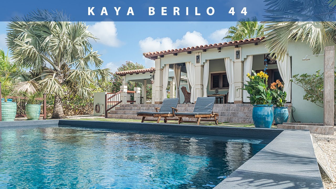 For Sale: Traditional Bonerian house with stylish interior and private swimming pool
