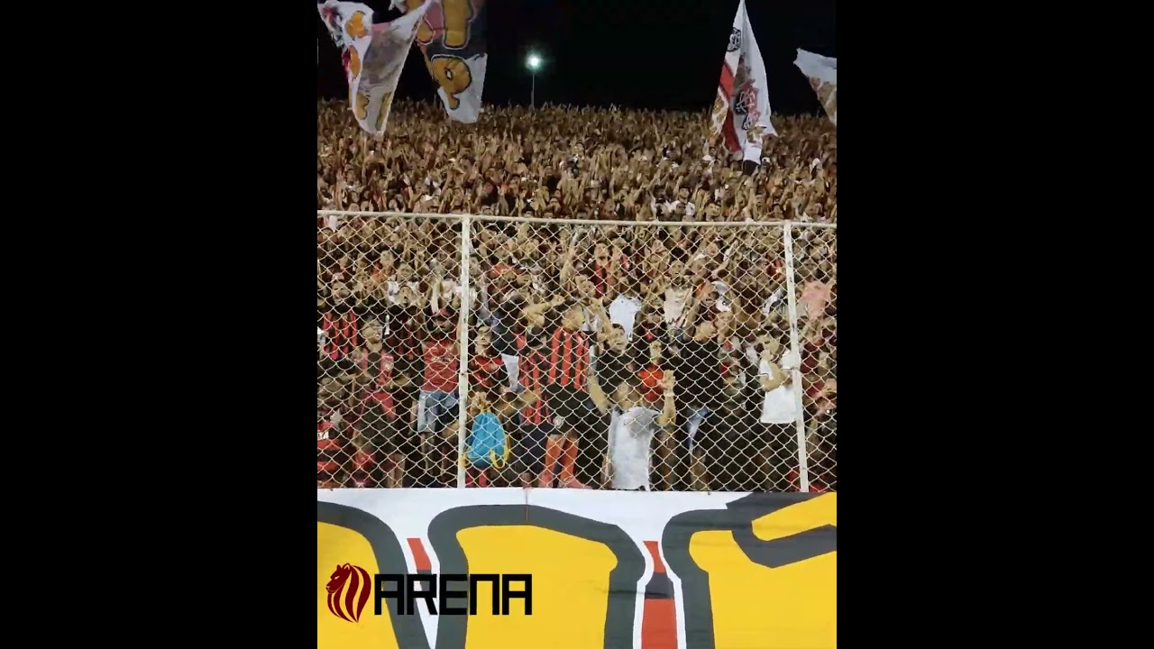 VAI PRA CIMA, LE&Atilde;O #vitoria #noticiasdovitoria #torcida
