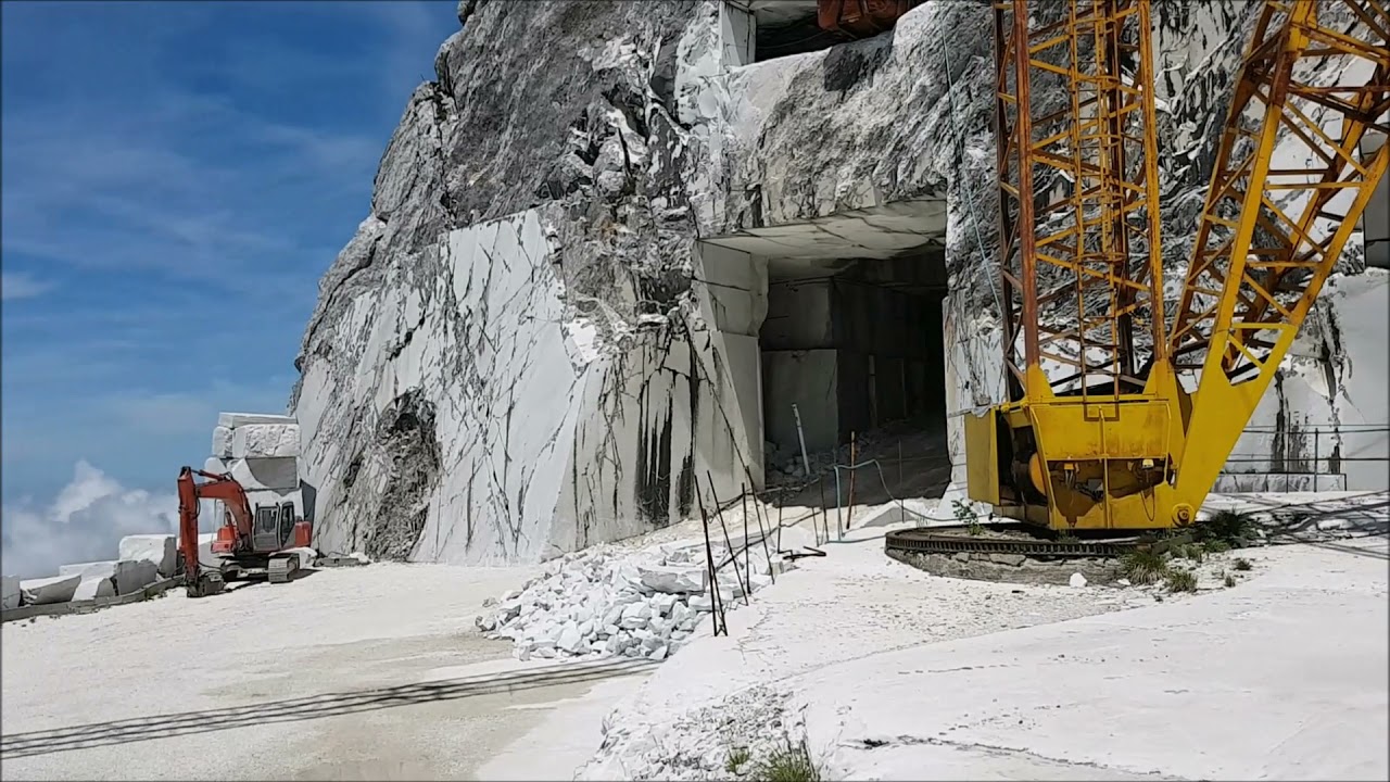 Alpi Apuane: Monte Sella dalla lizza della monorotaia 26.6.2021