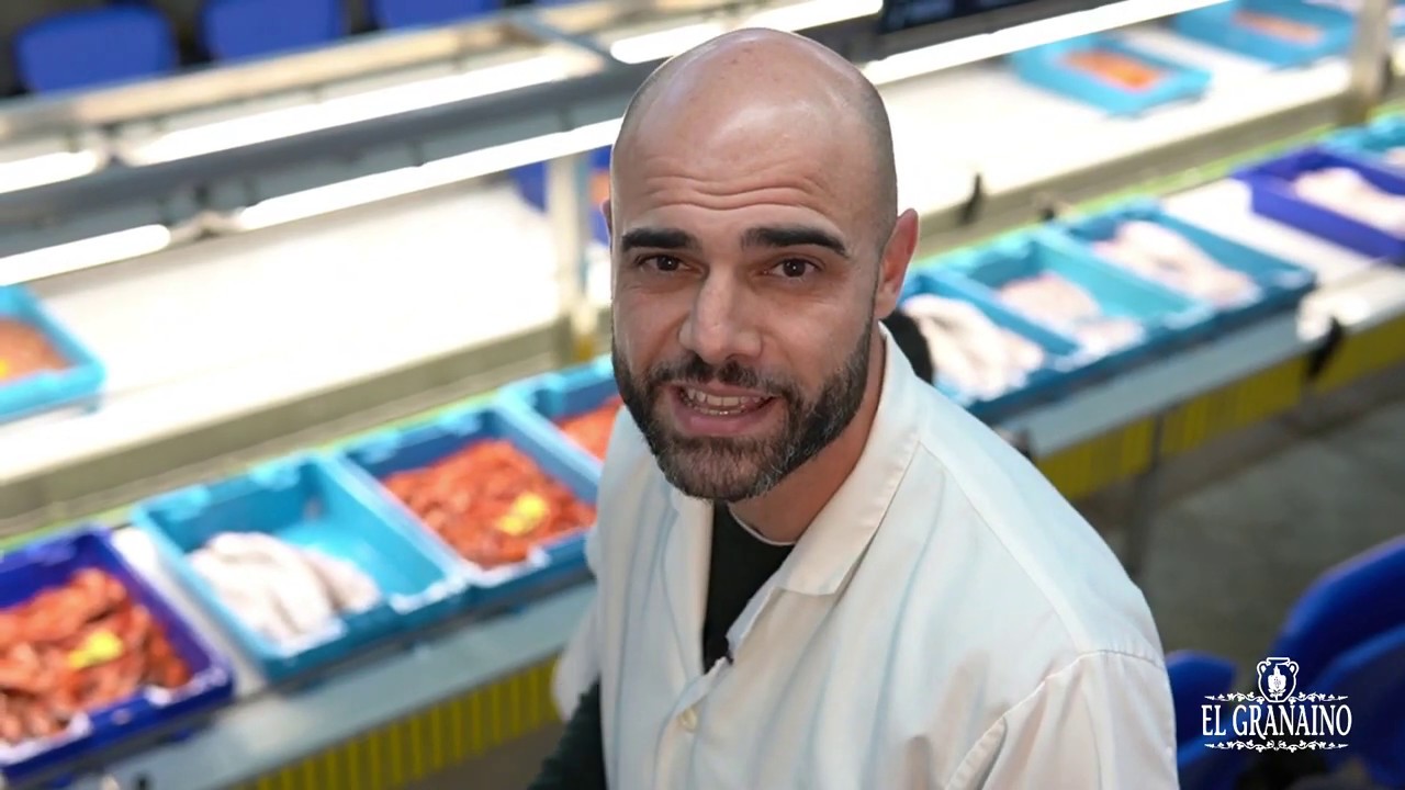 ¿Cómo compra el pescado y el marisco El Granaino?