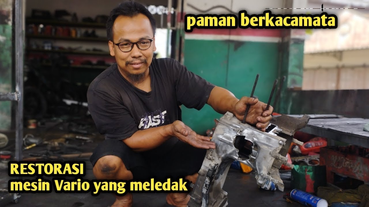 Restorasi mesin Vario yang pecah dengan menggunakan las argon
