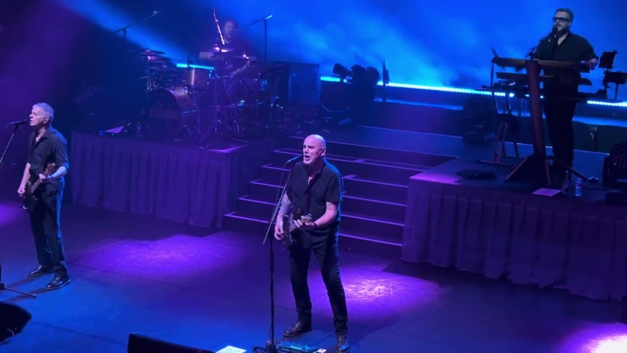 The Stranglers « Go Buddy Go » l’Olympia Paris France 09102024 50 years in Black Anniversary Tour