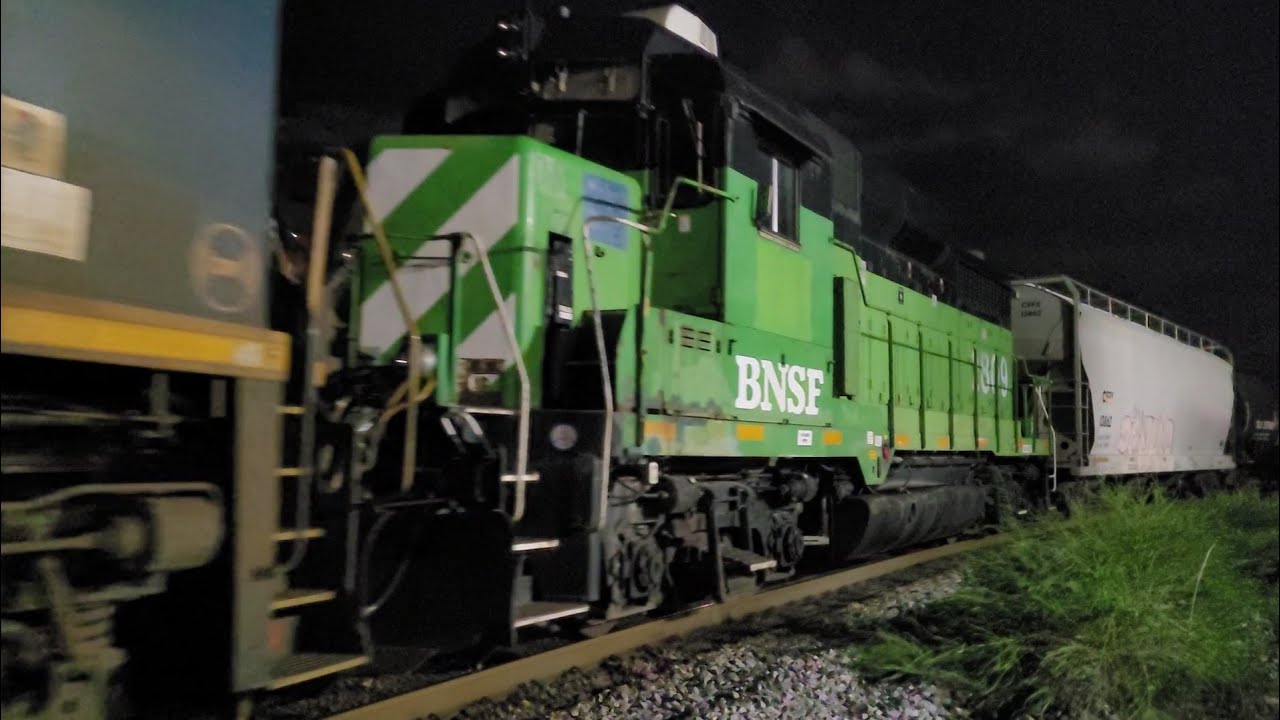 A BNSF GP39M On M418 At JD