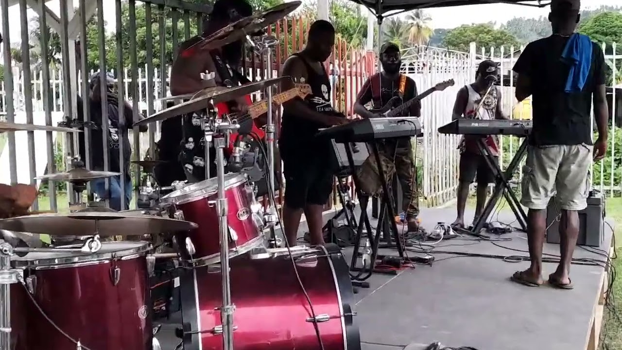 Earthquake Dust ft Jordan Tadoi - KARANAS LEWA Cover