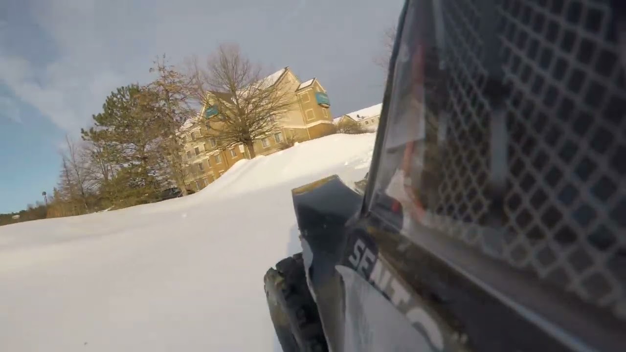 SNOW 4X4 RC CAR ARMMA DRIFTING EN LA NIEVE 