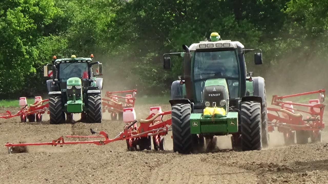 Maize Drilling with TWO - John Deere 6215R & Fendt 820 and Gaspardo Drills