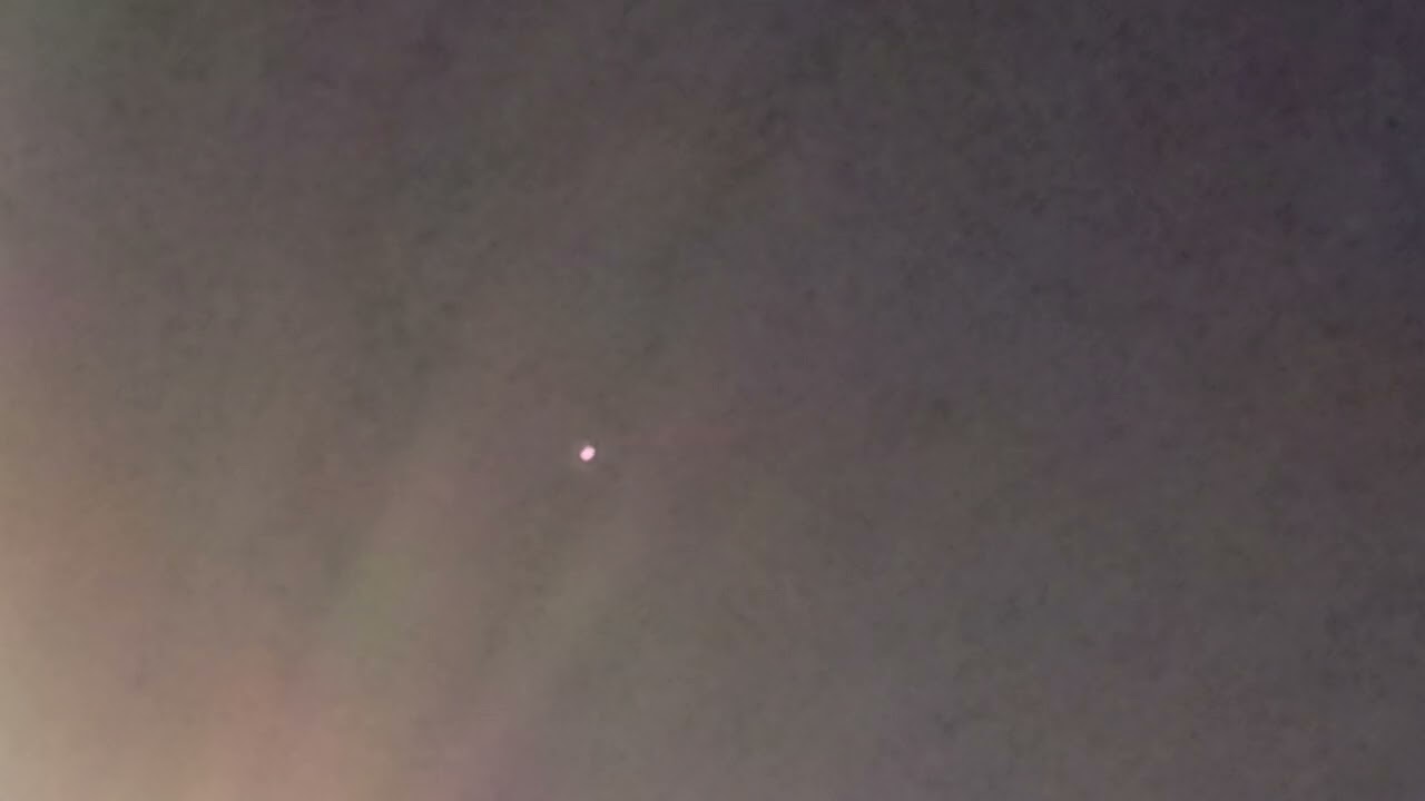 Weird light over Temecula 03-11-2026
