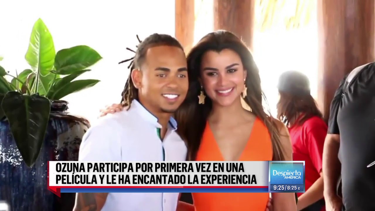 Ozuna y Clarissa Molina  Pelicula Que Leon por Moisés Salcé