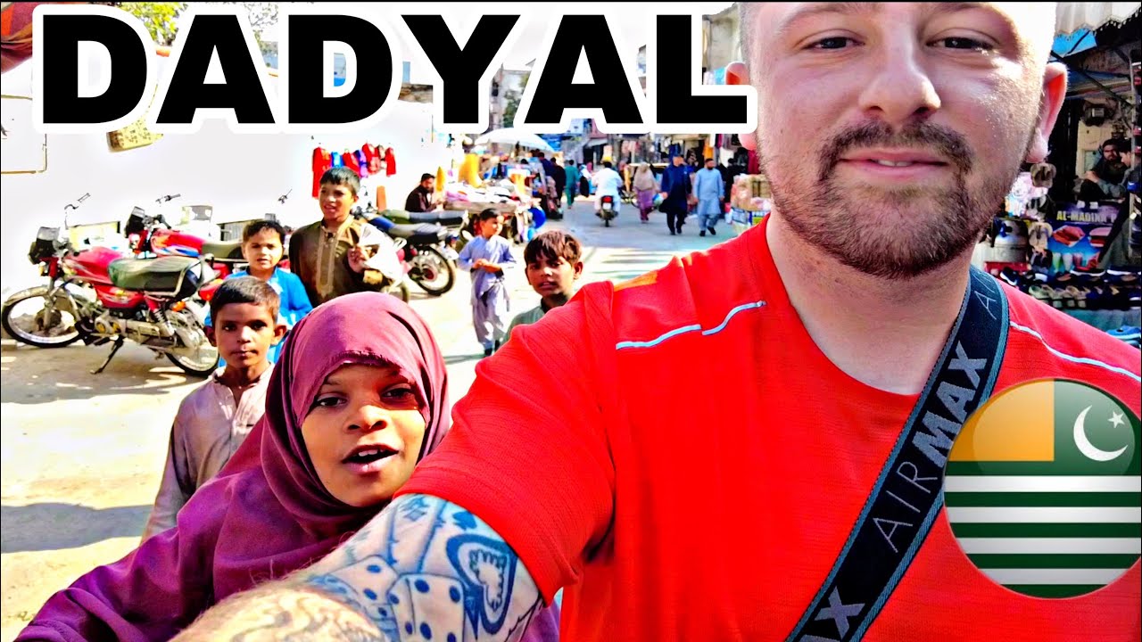 Welcome to mini England (DADYAL)