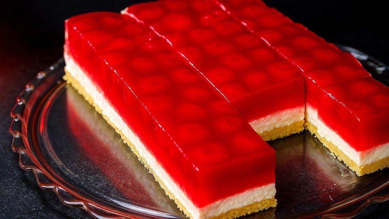 Soft and Creamy Strawberry Cake Recipe for Beginners | Everyone kept asking for the recipe 