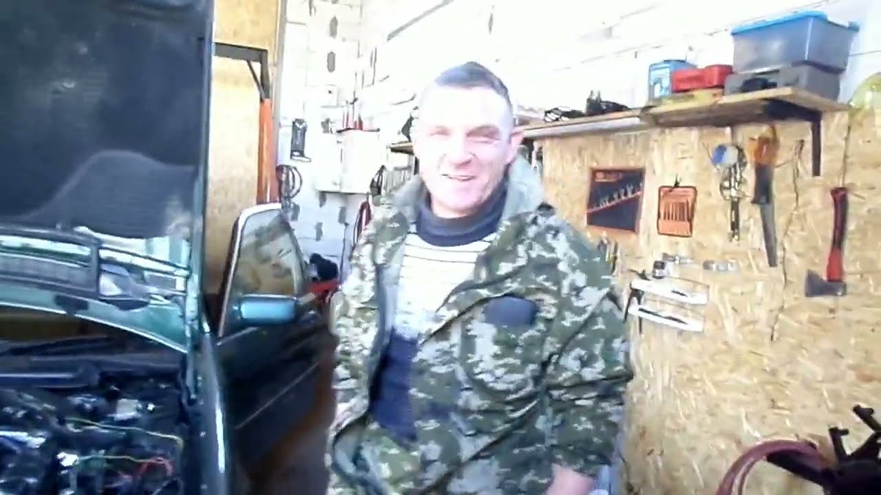 мерс  ом 606тд.  W210, W140, G463-провод датчика коленвала.