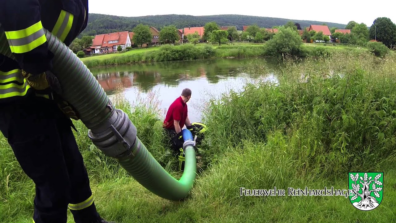 Übung Hochwasserpumpe 17.06.2015 - FF Reinhardshagen