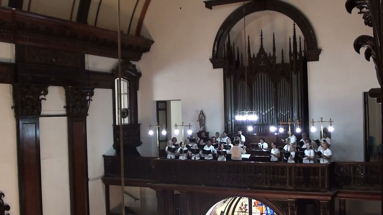 Sanctus - More ambrosiano (Canto Gregoriano)