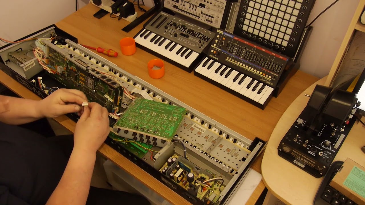 Roland W-30 Teardown