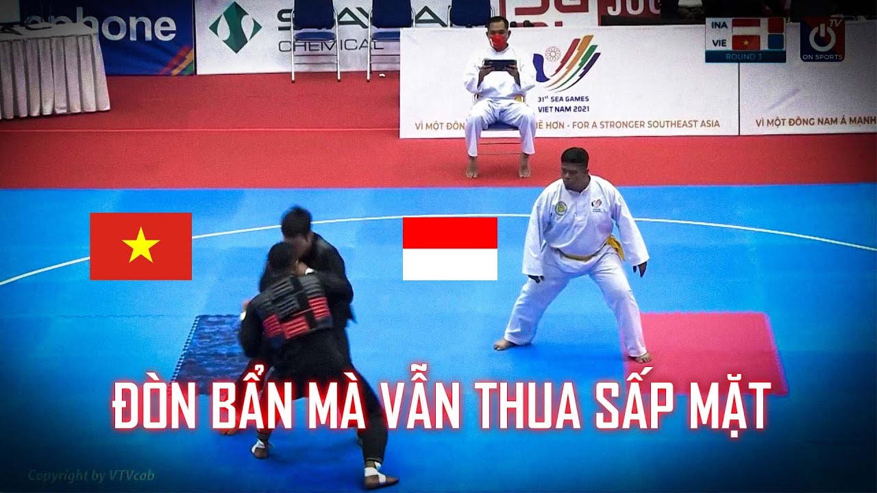 Ông vua Pencak Silat của Indonesia chơi 