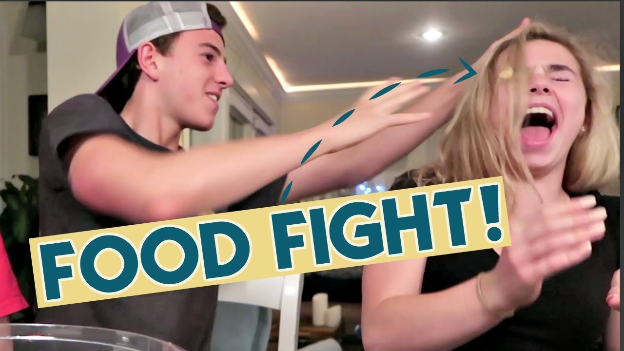 SIBLINGS FOOD FIGHT!!!